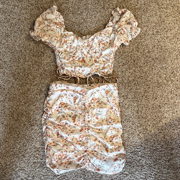 Floral Puff Sleeve two piece skirt & top - Picture 1 of 1